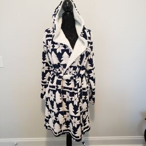 Vera Bradley Robe Sherpa Hooded Cozy Life Cottagecore Women's Size S/M Dark Blue